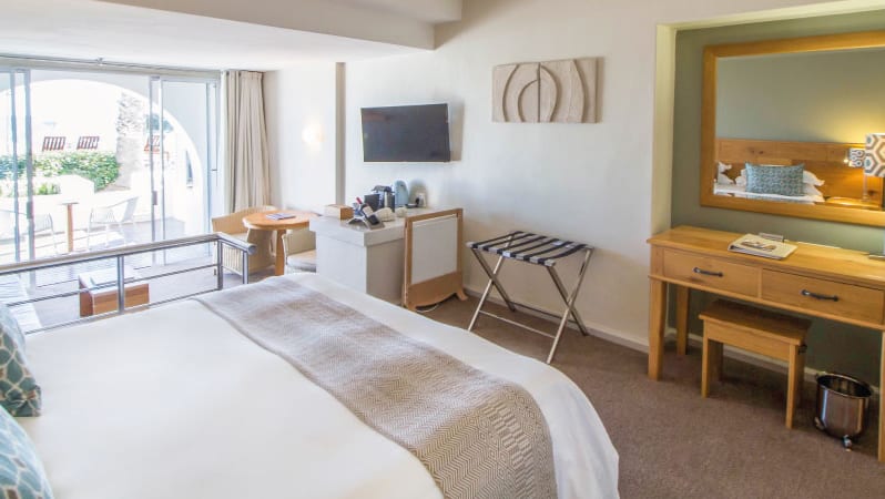 The Bay Hotel-Cabana Room 2_6886